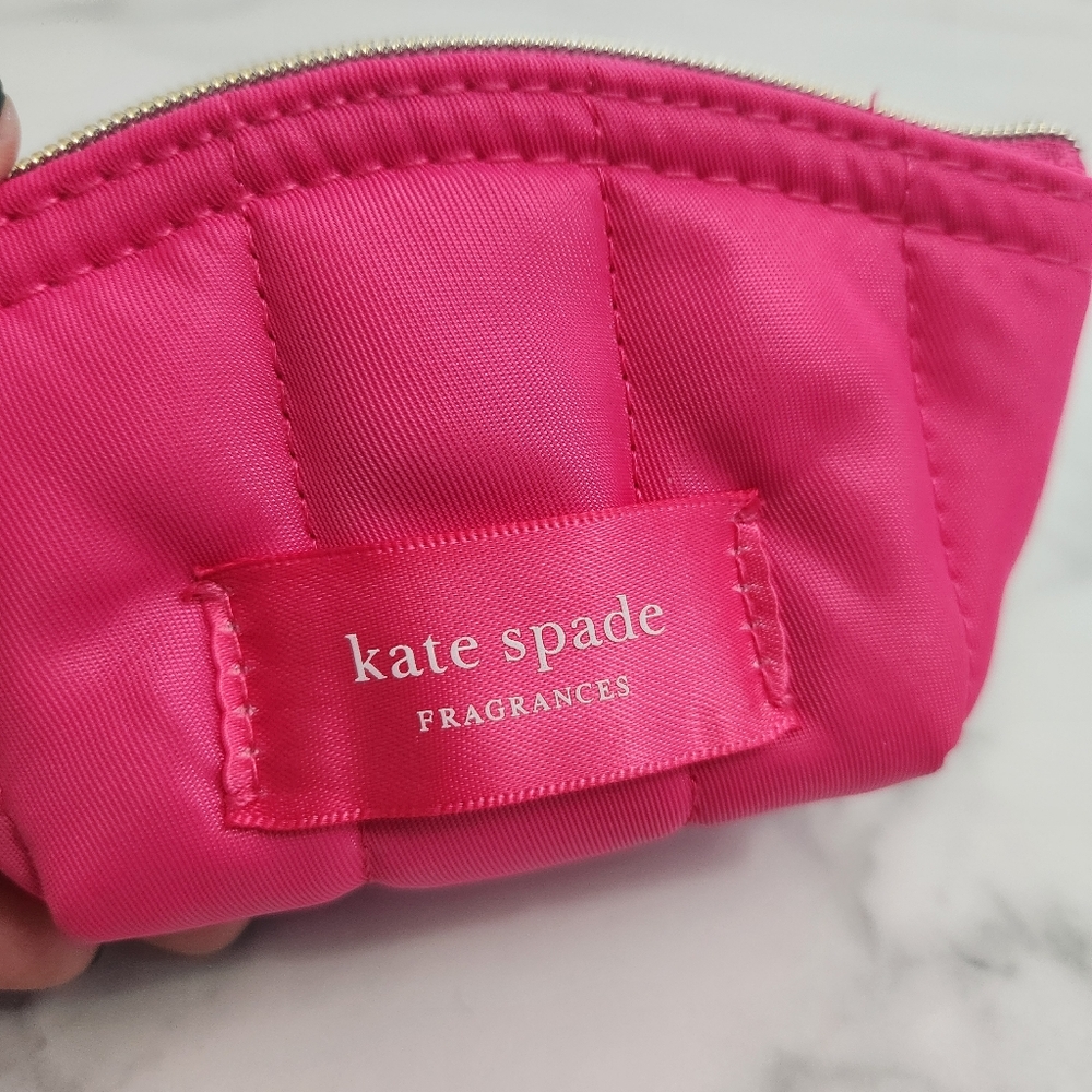 Kate Spade Quilted Pink Pouch Chic & Functional - Picture 4 of 9